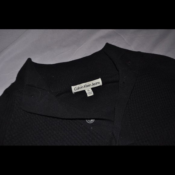 Calvin Klein pull over sweater worn couple times - Picture 3 of 4